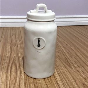 Rae Dunn canister.